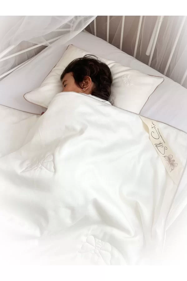 Hansaf - %100 İpek Bebek Yorganı - Antibakteriyel ve Nefes Alabilen – Bebeğiniz İçin Doğal Uyku - Görsel 3